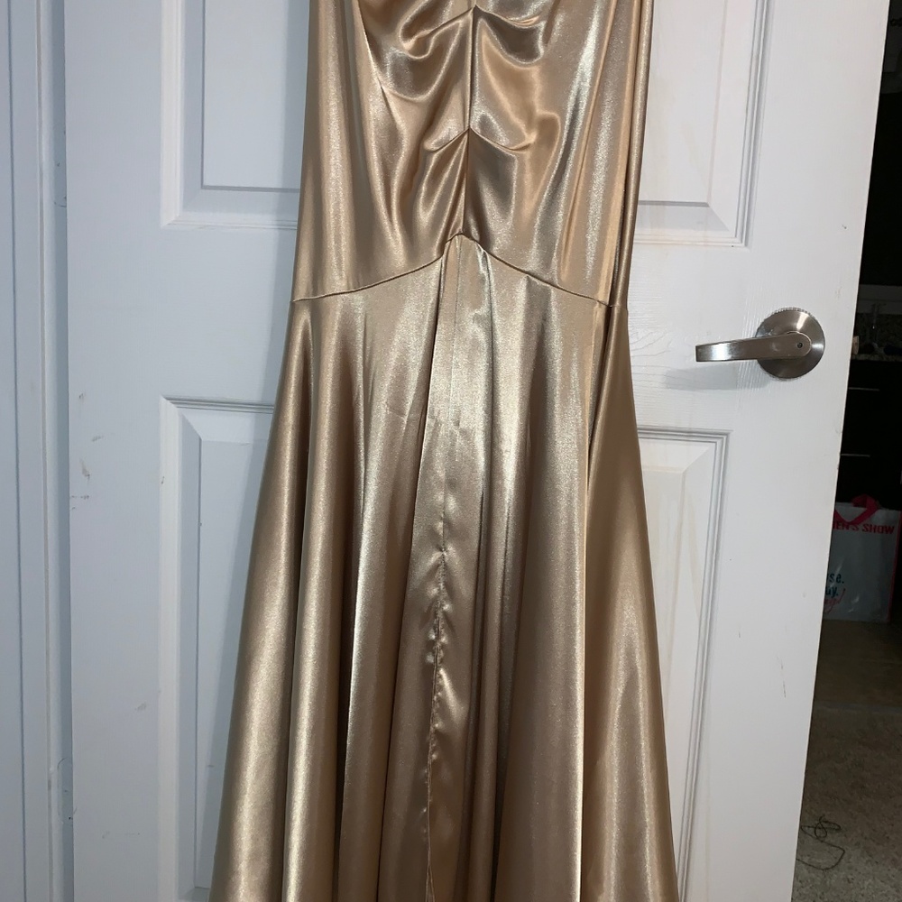 Prom Dress - Picture 7 of 8